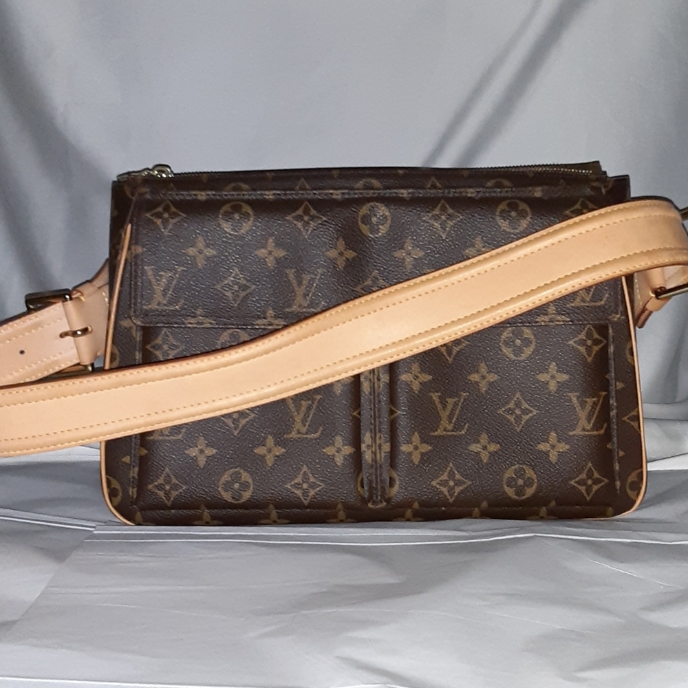 Louis Vuitton Viva Cite GM Monogram Handbag Purse Bag LV Authentic